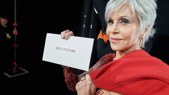 Jane Fonda les cheveux gris aux Oscars : l'incroyable nombre d'heures nécessaire