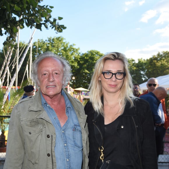 Didier Barbelivien et sa femme Laure - Soirée d'inauguration de la 35ème fête foraine des Tuileries au Jardin des Tuileries à Paris, le 22 juin 2018. © Coadic Guirec/Baldini/Bestimage