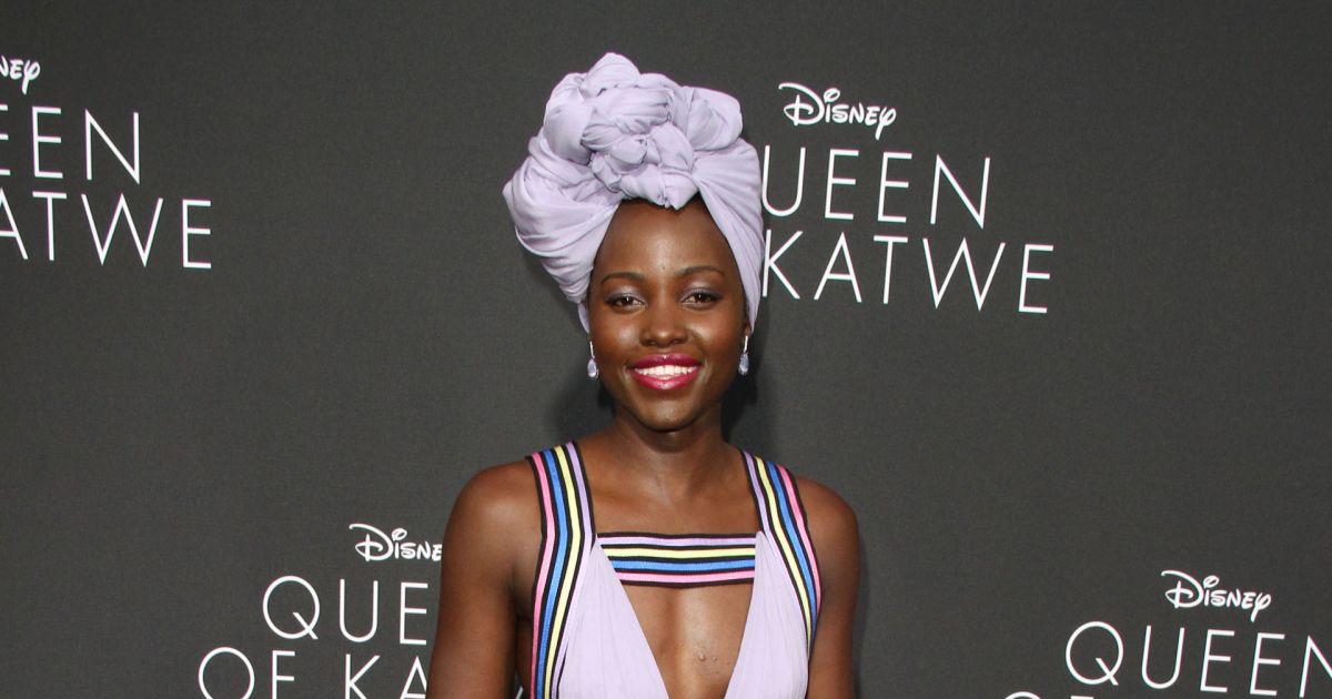 Lupita Nyong'o à La Première De Queen Of Katwe Au Théâtre El Capitan à ...