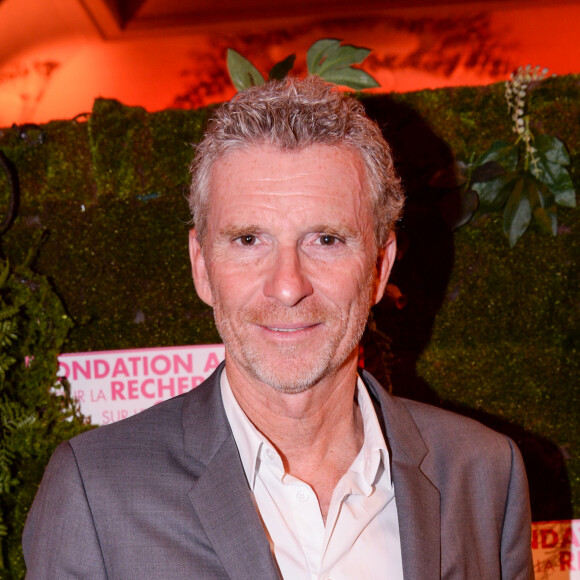 Exclusif - Denis Brogniart - Dîner de la Fondation ARC au Pavillon Cambon-Capucines à Paris, le 7 octobre 2019. © Rachid Bellak / Bestimage A l'occasion d'Octobre Rose, alors que 32 femmes meurent chaque jour de leur cancer du sein en France, la Fondation ARC mobilise les énergies pour accélérer la recherche sur ces cancers.&8232;Dans cette course contre la montre, un cap sera franchi quand les médecins seront en capacité de repérer très tôt les cellules agressives et de les attaquer avec des traitements spécifiques. Ce sera une étape décisive pour guérir les 20% des cancers résistants. C'est au Pavillon Cambon Capucines que C.Tendil, président de la Fondation ARC et F.Dupré, son directeur général recevaient personnalités du monde des affaires, philanthropes, mécènes pour achever le financement d'un projet d'excellence visant à terme cet objectif vital. La soirée s'est déroulée sous le double parrainage généreux de D.Brogniart, maître de cérémonie enthousiaste, et d'A-C.Coudray. A leurs côtés pour soutenir la Fondation ARC, étaient présents afin de porter haut la cause : M.Hands, K.Ann, G.Hamon, J.Jonathan, N.Rykiel, O.Meunier et M.Vergne, S.Sieff, F.Richard, E.Tchoungui, R.Bachelot, A.Séménoff, M.A.Seigner, A.Guérin-Boêri... Lors du diner réalisé par la Cheffe S.Le Quellec (La Seine Paris 8ème) eut lieu une vente aux enchères et une tombola animées par Maitre R.Le Fur, où les convives firent preuve d'une grande générosité. F.Leeb clôtura de façon émouvante et en musique ce diner de Gala en interprétant quelques morceaux de son nouvel album, accompagnée au piano. Cette soirée a permis de lever 265 000 € attribués à la recherche sur le cancer du sein. Chaque année 59000 femmes apprennent qu'elles ont un cancer du sein, 12000 en meurent. L'objectif de la Fondation ARC pour la recherche sur le cancer est de parvenir à faire baisser ce chiffre le plus rapidement possible.