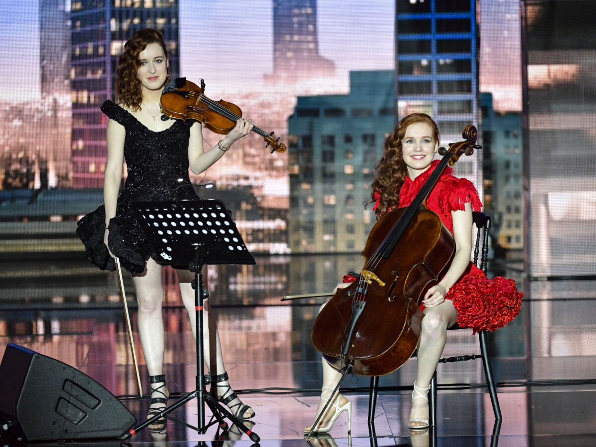 Photo : Exclusif - Camille et Julie Berthollet - Enregistrement de l ...