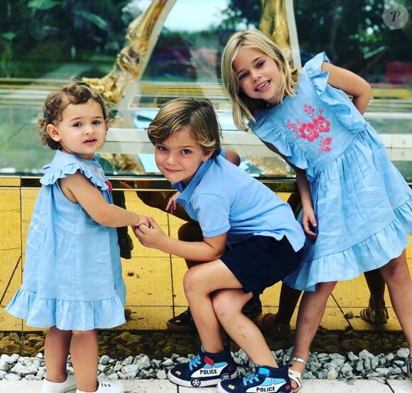 La princesse Adrienne, le prince Nicolas et la princesse Leonore de Suède, les trois enfants de la princesse Madeleine de Suède et de Christopher O'Neill, dans une photo partagée sur Instagram par leur maman en octobre 2019.