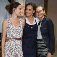 Inès de La Fressange avec ses filles Nine Marie d'Urso, Violette Marie d'Urso - Inauguration de la boutique Inès de La Fressange à Paris le 27 mai 2015.