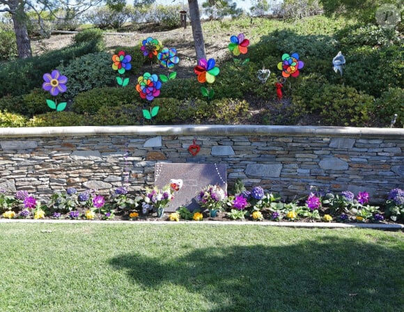 Exclusif - Illustrations de la tombe de Kobe Bryant et de sa fille Gianna au cimetière de Pacific View Memorial Park à Corona Del Mar à Newport Beach le 14 février 2020.