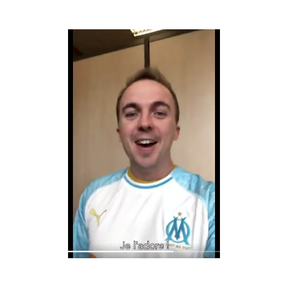 Frankie Muniz, ex-star de la série "Malcolm", a enfilé le maillot de l'Olympique de Marseille et enregistré un message vidéo pour les fans de l'OM lors de sa participation au Hero Festival, qui s'est tenu dans la cité phocéenne les 10 et 11 novembre 2018.