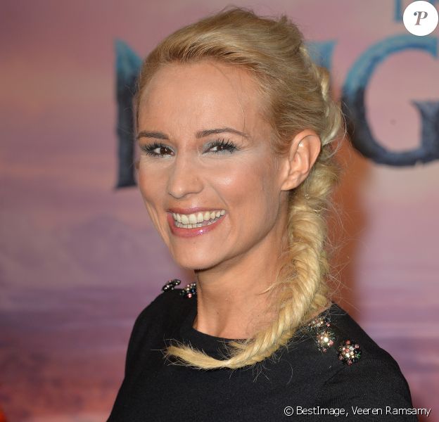 Elodie Gossuin Divine Au Soleil Sa Seance De Bronzage Gachee Par Ses Enfants Purepeople