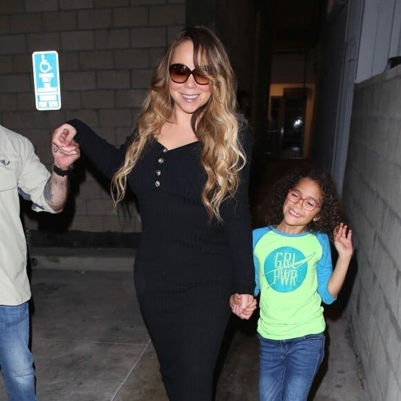 Exclusif - Mariah Carey et sa fille Monroe Cannon - M.Carey est ses enfants sortent du restaurant Mastro à Beverly Hills le 4 octobre 2019.