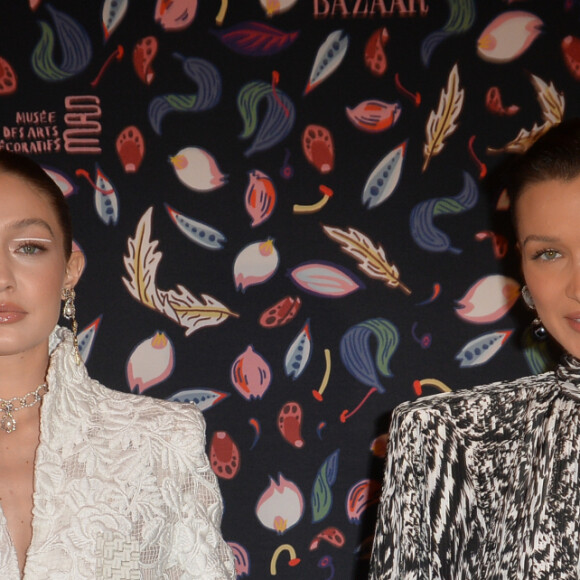 Gigi Hadid et sa soeur Bella Hadid assistent à la soirée de gala du Musée des Arts Décoratifs, avec Harper's Bazaar. Paris, le 26 février 2020. © Veeren Ramsamy / Bestimage