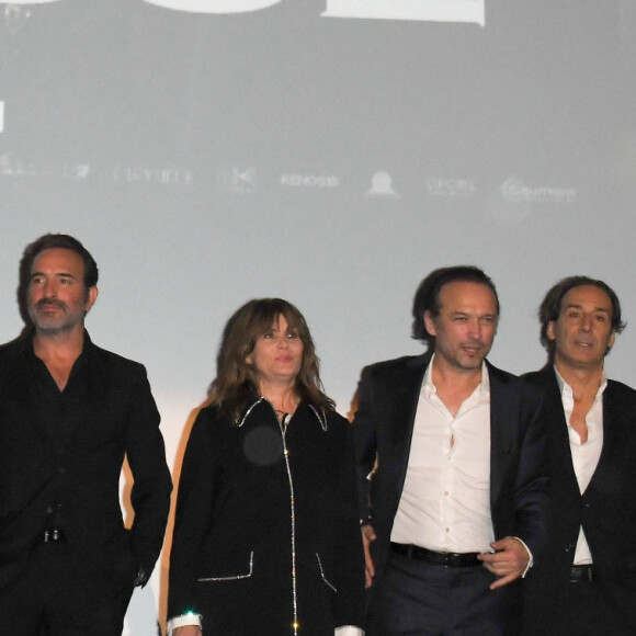 Roman Polanski, Luca Barbareschi, Jean Dujardin, Emmanuelle Seigner, Vincent Perez, Alexandre Desplat et Grégory Gadebois - Avant-première du film "J'accuse" au cinéma UGC Normandie en présence des acteurs et du réalisateur à Paris le 12 novembre 2019. © Coadic Guirec/Bestimage