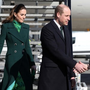 Kate Middleton et le prince William arrivent à Dublin, en République d'Irlande, le 3 mars 2020.