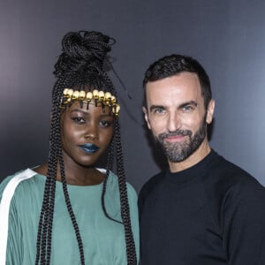 Nicolas Ghesquière et Lupita Nyong'o - Greetings - Défilé Louis Vuitton collection prêt-à-porter Automne/Hiver 2020-2021 lors de la Fashion Week à Paris le 3 mars 2020. © Olivier Borde / Bestimage