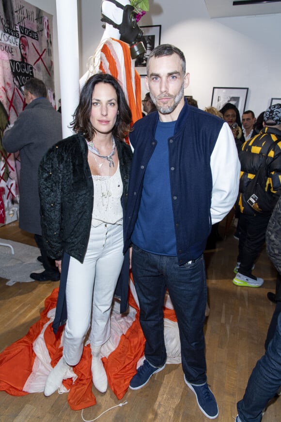 Exclusif - Julie Fournier et Gianni Giardinelli assistent à la soirée de lancement de la collection "Mae x Madonna" à Paris, le 4 mars 2020. © Pierre Perusseau/Bestimage