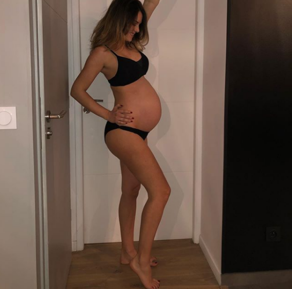 Marine Boudou enceinte de son premier enfant, pose sur Instagram - 2020