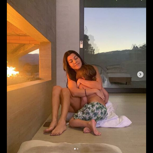 Kourtney Kardashian et son fils Reign. Janvier 2020.