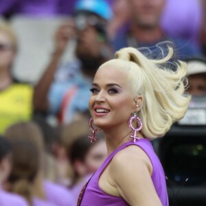 Katy Perry, enceinte, chante pour la finale du ICC Women T20 Cricket World Cup à Melbourne, Australie le 8 mars 2020.