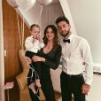 Julia Flabat, son amoureux Eddy et leur fils Edan sur Instagram.