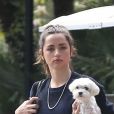 Exclusif - L'actrice de 31 ans, Ana de Armas, de retour du spa du "Bel Air Hotel" à Beverly Hills, a été aperçue au volant de la voiture de B. Affleck à Los Angeles, le 15 mars 2020, alors qu'elle rejoignait la demeure de l'acteur.