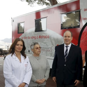 Exclusif - Le prince Albert II de Monaco lors de la présentation de l'Unité de Prévention du cadre de Vie sur la place du palais princier à Monaco le 13 mars 2020. © Jean-François Ottonello / Nice Matin /Bestimage