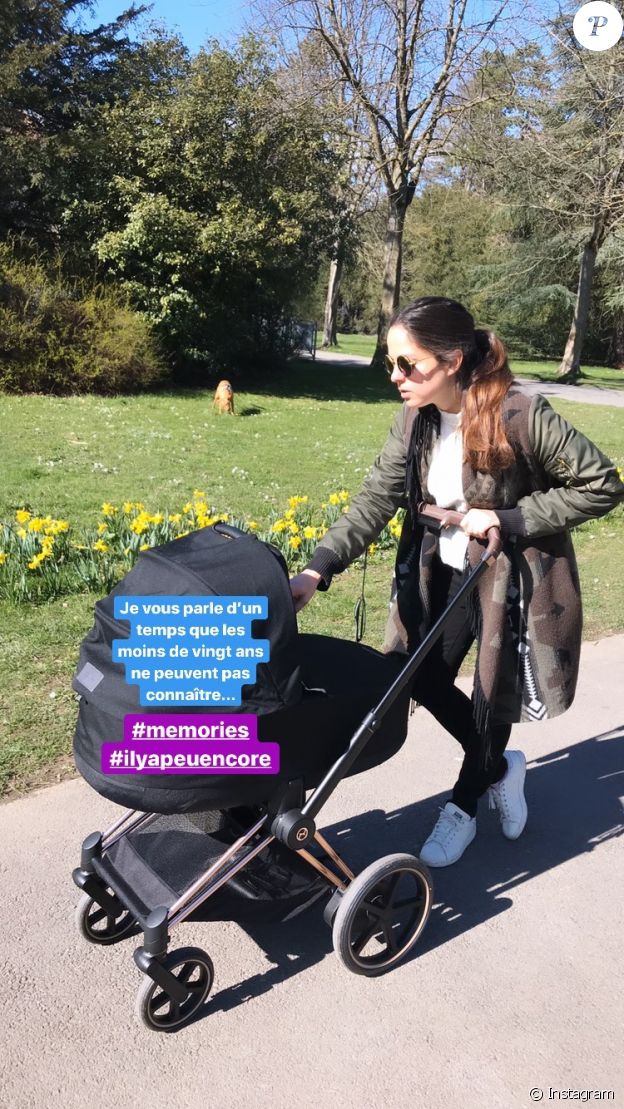 Anouchka Delon dévoile une photo d'elle en train de se promener avec son bébé, le 20 mars 2020.