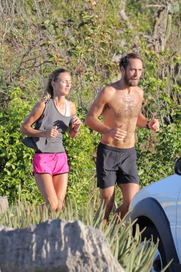 Exclusif - James Middleton et Alizee Thevenet font leur jogging matinal à Saint-Barthélemy. Le 5 janvier 2019.