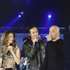 Exclusif - Jean-Jacques Goldman lors d'une emission spéciale Céline Dion sur TF1 le 12 novembre 2004. © Patrick Carpentier / Bestimage