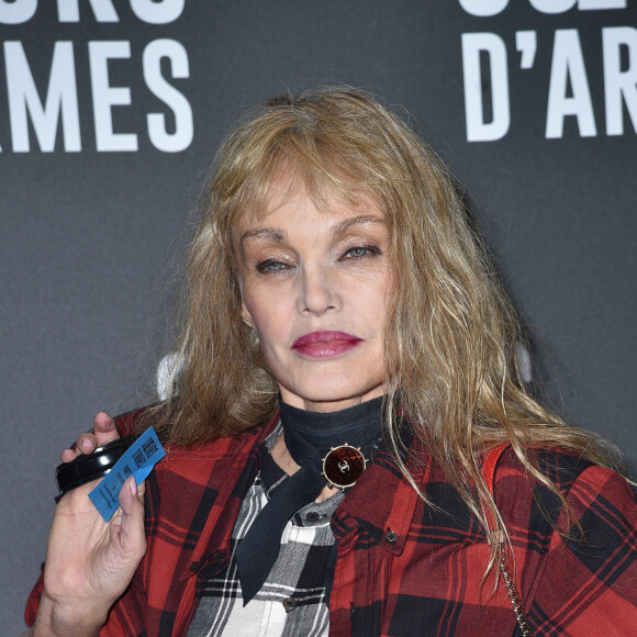 Arielle Dombasle à l'avant-première du film "Soeurs d'Armes" au cinéma MK2 Bibliothèque. Paris, le 3 octobre 2019. © Giancarlo Gorassini/Bestimage