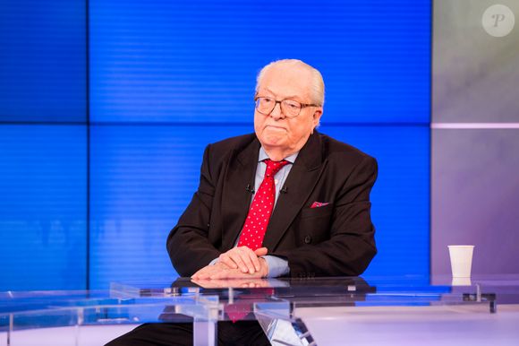 L'ancien homme politique est décédé à l'âge de 96 ans
Exclusif - Jean-Marie Le Pen, député européen, fondateur du Front National était l'invité du "12/13 Dimanche", le magazine politique de France 3 à Paris le 20 mars 2016. © Jean-René Santini/Bestimage No Web No Blog pour la Suisse et la Belgique20/03/2016 - Paris