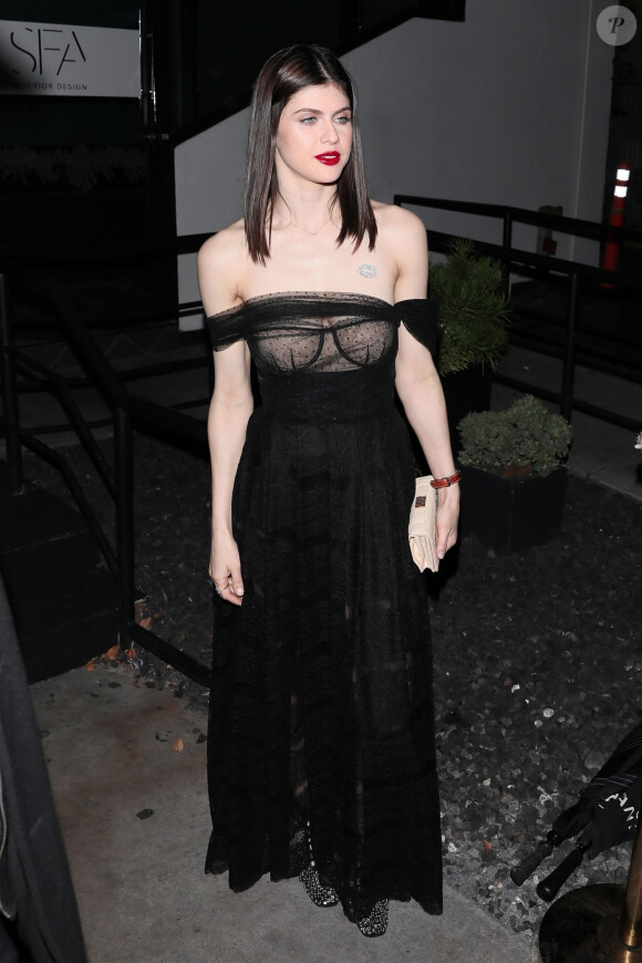 Alexandra Daddario arrive à la soirée Dior au club Poppy à West Hollywood, Californie, Etats-UNis, le 14 mars 2018.