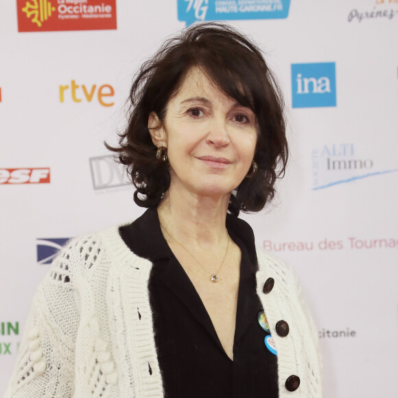 Zabou Breitman pour "Le Diable au coeur" pose lors du 22ème Festival des créations Télévisuelles de Luchon le 6 février 2020. © Patrick Bernard / Bestimage