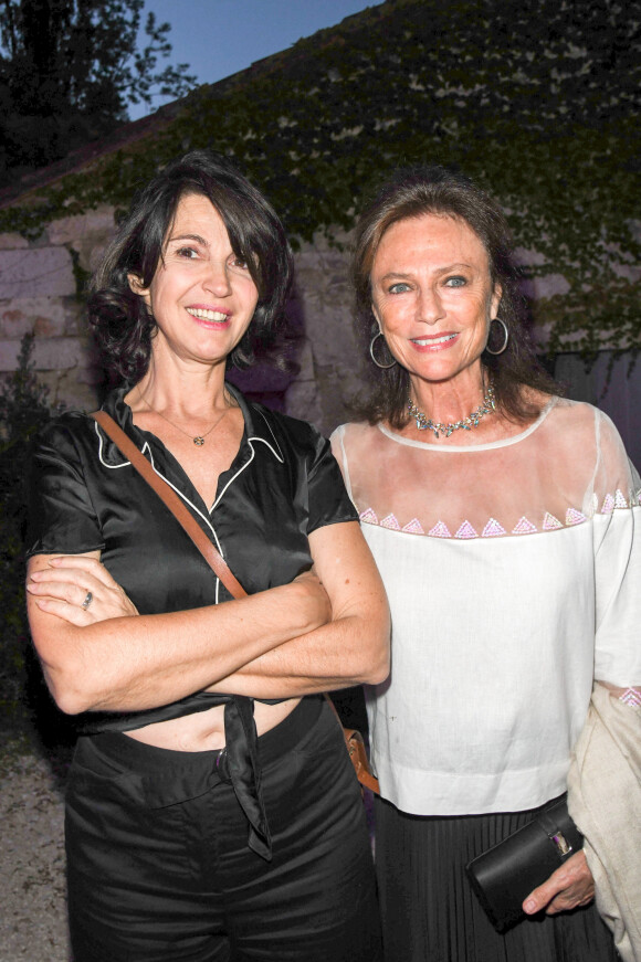 Zabou Breitman et Jacqueline Bisset (Présidente du jury) arrivent au dîner au Domaine de Veuze lors de la 12ème édition du festival du Film Francophone d'Angoulême, France, le 24 août 2019. © Coadic Guirec/Bestimage