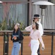 Exclusif - Laeticia Hallyday et ses filles Jade et Joy font du shopping dans une boutique de sport à Santa Monica le 18 janvier 2020.
