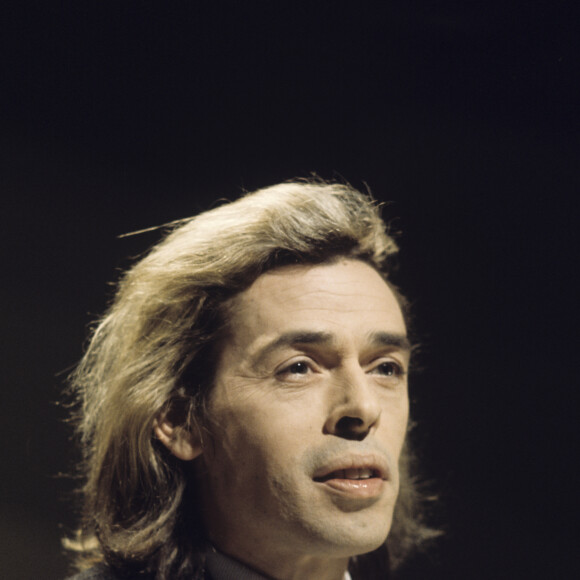 Jacques Brel sur le plateau de l'émission "Aimez-vous la musique". Le 17 février 1969 © Bernard Leguay via Bestimage