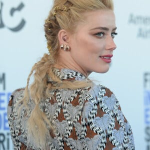 Amber Heard - Red Carpet des 35e "Annual Film Independent Spirit Awards", à Santa Monica, Californie. Le 8 février 2020.