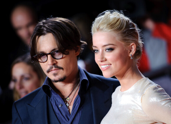 Johnny Depp et Amber Heard arrivent à la première européenne du film "The Rum Diary", au cinéma Odeon de Londres. Le 3 novembre 2011. @PictureGroup/ABACAPRESS.COM