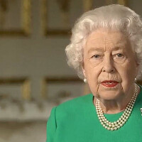 Elizabeth II déterminée et positive : rare prise de parole contre le coronavirus