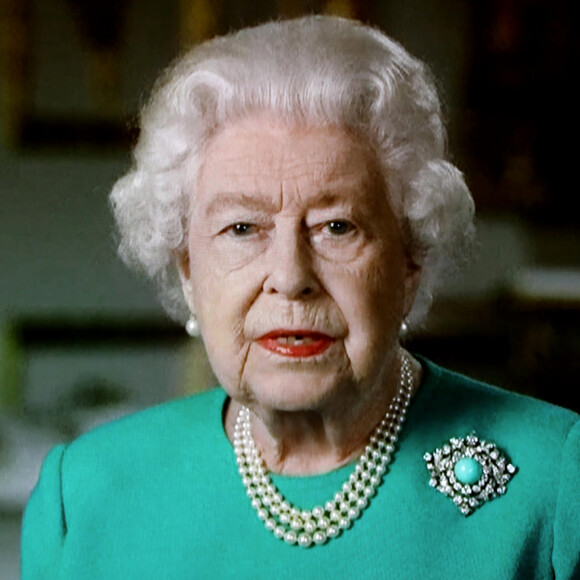 Intervention télévisée de la reine Elisabeth II d'Angleterre à propos de l'épidémie de coronavirus (COVID-19) aux habitants du Royaume Uni et du Commonwealth le 5 avril 2020. © Dominique Jacovides / Bestimage