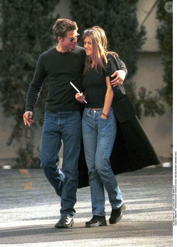 Brad Pitt et Jennifer Aniston visitent le musée "Art Hollywood" à Beverly Hills.