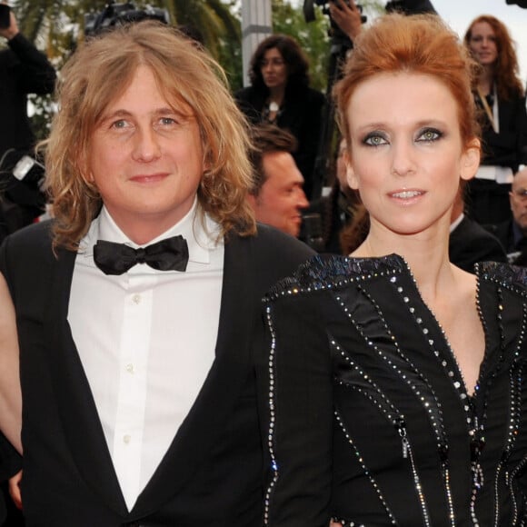 Julien Rambaldi, Léa Drucker - Montée des marches du film "You will meet a tall dark stranger" au Festival de Cannes le 15 mai 2010.