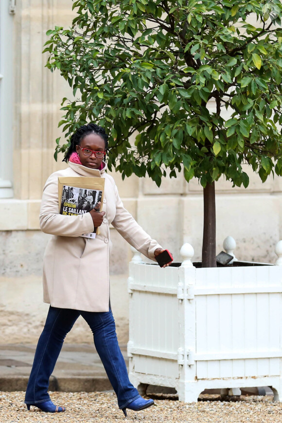 Sibeth N'Diaye lors de la sortie du conseil des ministres du 30 octobre 2018, au palais de l'Elysée à Paris. © Stéphane Lemouton / Bestimage