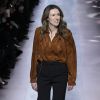 Clare Waight Keller lors du défilé de mode Haute-Couture printemps-été 2020 "Givenchy" à Paris, France, le 21 janvier 2020.