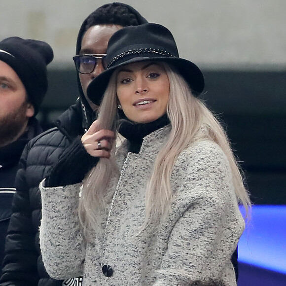 Mélanie Da Cruz (Enceinte, compagne du footballeur Anthony Martial)- People dans les tribunes du Stade de France lors du match de football amical France - Colombie à Saint-Denis le 23 mars 2018. © Cyril Moreau/Bestimage