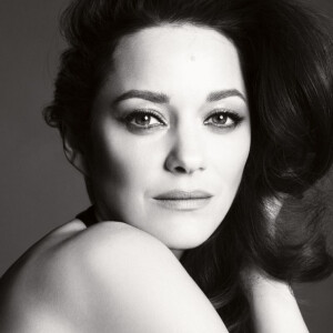 Marion Cotillard est la nouvelle égérie de Chanel Numéro 5. Avril 2020.