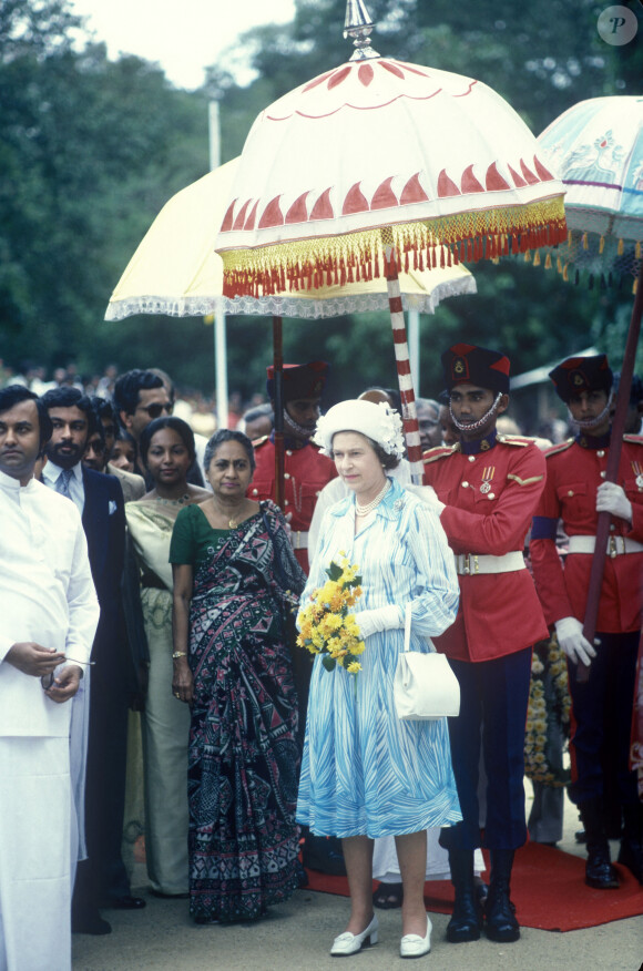 Elizabeth II en voyage au Sri Lanka en 1981.