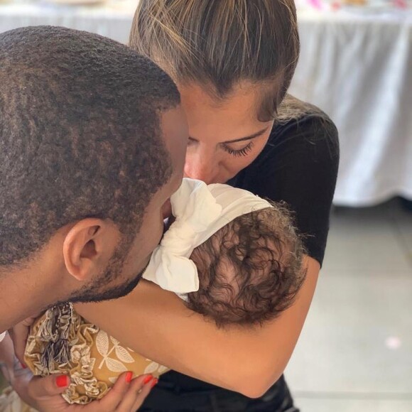 Anaïs Camizuli et son mari Sultan avec leur fille Kessi, sur Instagram, le 8 septembre 2019