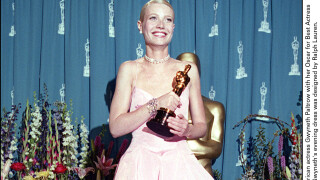 Gwyneth Paltrow vend une robe portée aux Oscars aux enchères