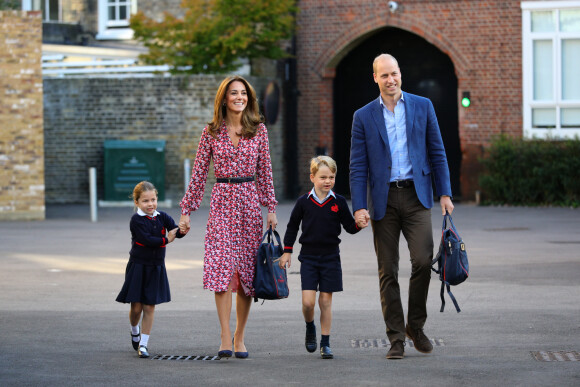 Le prince William, duc de Cambridge, et Catherine (Kate) Middleton, duchesse de Cambridge, accompagnent le prince George et la princesse Charlotte pour leur rentrée scolaire à l'école Thomas's Battersea à Londres, Royaume Uni, le 5 septembre 2019.