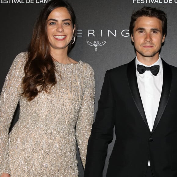 Anouchka Delon et son compagnon Julien Dereims - Photocall de la soirée Kering "Women In Motion Awards", Place de la Castre, lors du 72ème Festival International du Film de Cannes. Le 19 mai 2019 © Denis Guignebourg / Bestimage