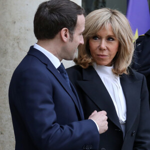 Le président Emmanuel Macron, la première dame Brigitte Macron - Le roi et la reine d'Espagne arrivent au palais de l'Elysée à Paris pour un déjeuner avant la cérémonie à l'occasion de la première journée nationale d'hommage aux victimes du terrorisme le 11 mars 2020. © Stéphane Lemouton / Bestimage