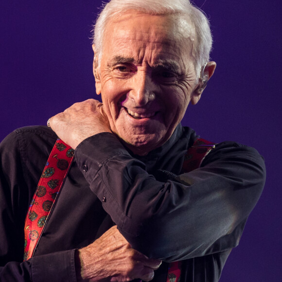 Exclusif - Charles Aznavour en concert à l'Accorhotels Arena (POPB Bercy) à Paris. Le 13 décembre 2017 © Cyril Moreau / Bestimage