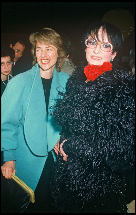 Charlotte Rampling et la chanteuse Barbara - Première du spectacle "Lily Passion" au Zénith de Paris à Paris en 1986.